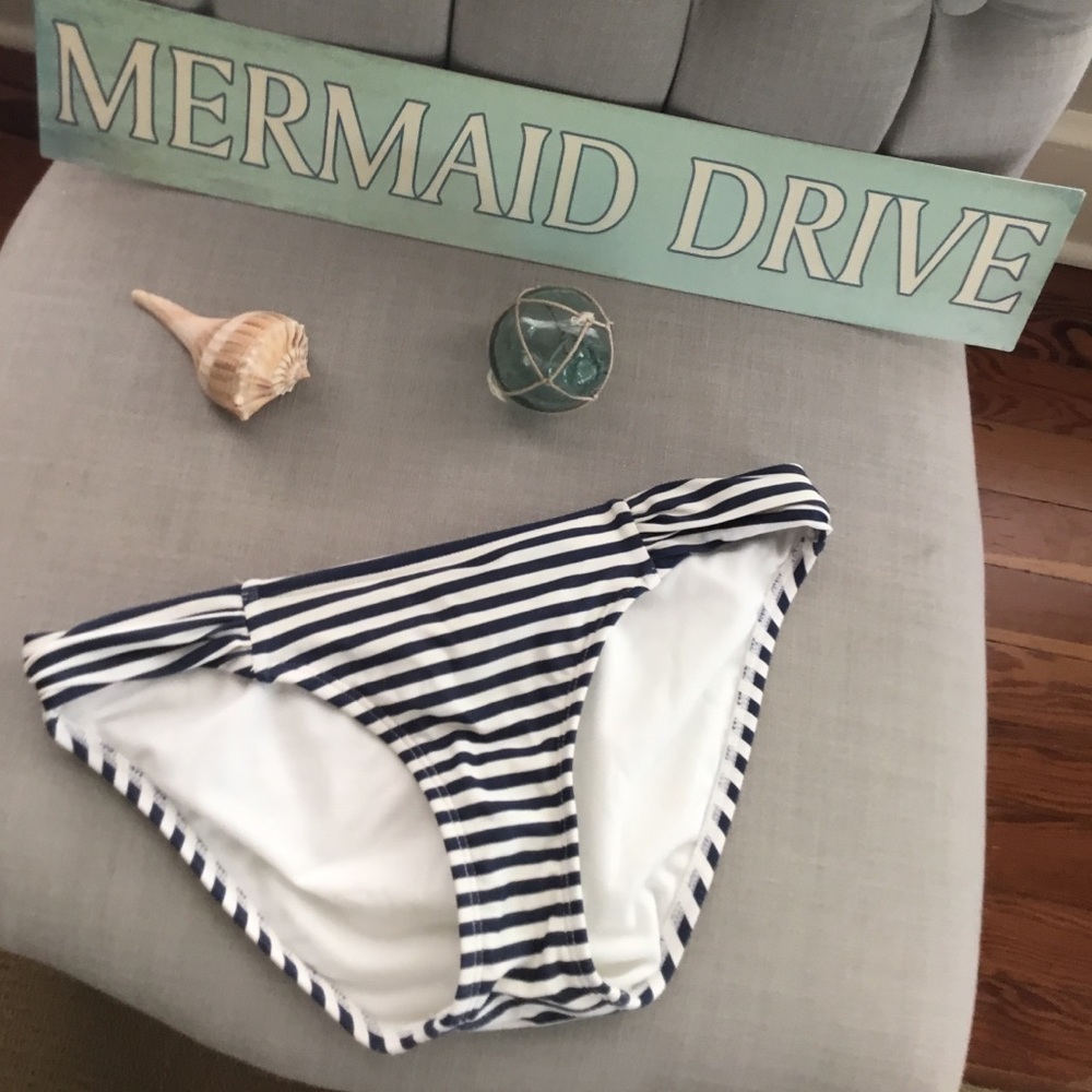 SOLD Classic Nautical NavyWhite Stripe Swim Bottoms M